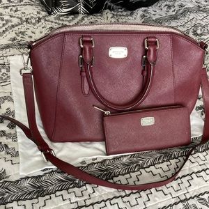 Michael Kors purse and wallet set